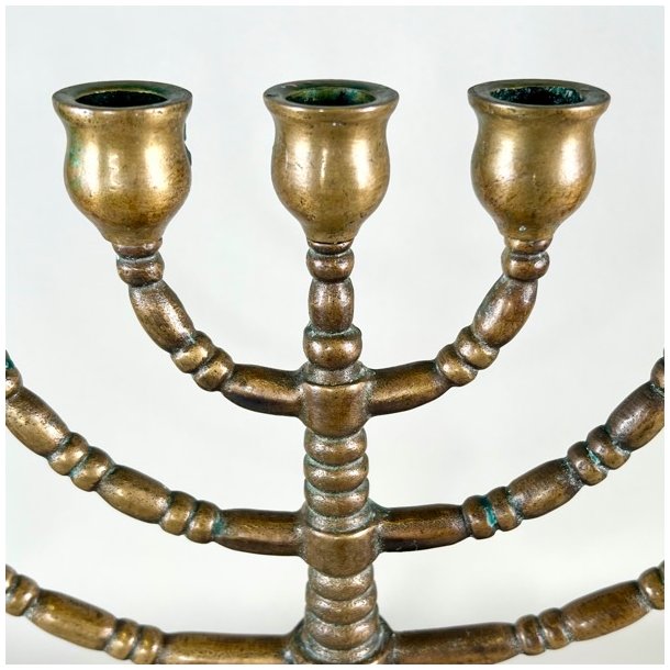 Kirkestage (Menorah) - 7-armet lysestage (Nr.7)