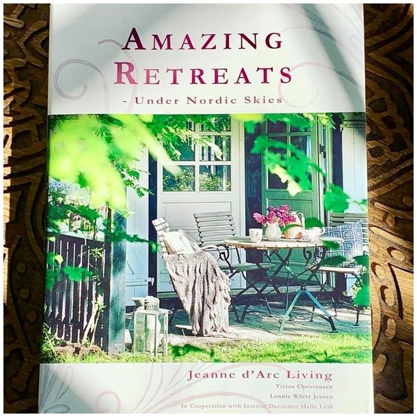 Amazing Retreats (hardcover) 