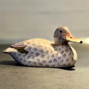 And i tr - brunlige farver