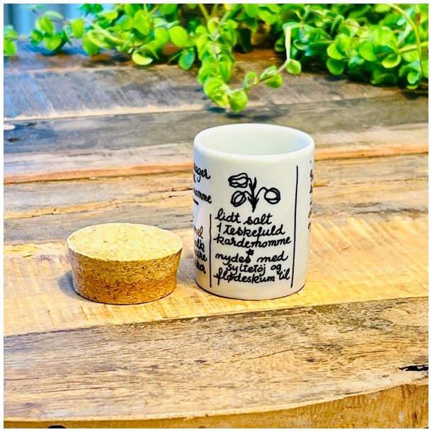 Krydderikrukker - hvid med opskrift