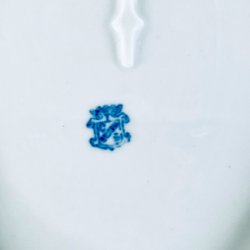 Porcel�nssk�l - tysk musselmalet med reparationer
