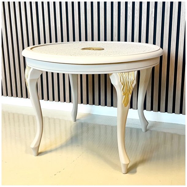 Rundt bord med fransk flet