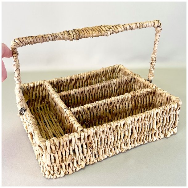 Bestikkurv i flet med hndtag