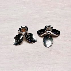 Bladformet lysestage i slv til kertelys