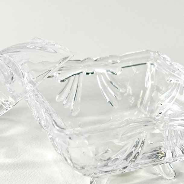 Bonbonniere - firkantet med sl�jfe 