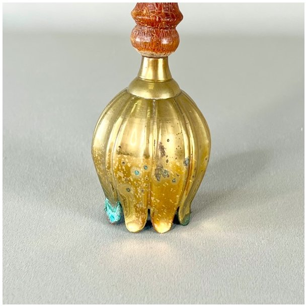 Klokke - tulipanformet messing m/trhndtag