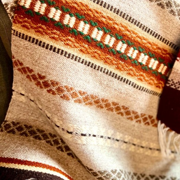 Hndvvet lber - gyldne farver (ca. 50x140)