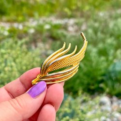 Broche - gylden vifteformet
