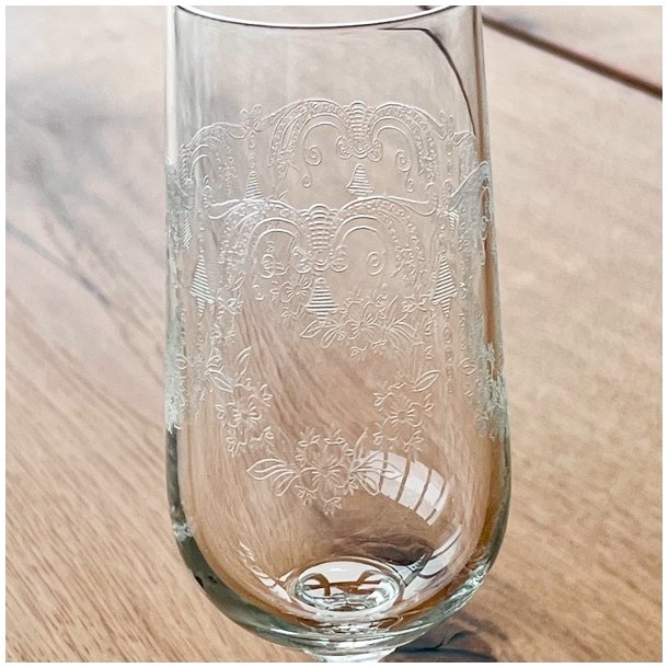 Champagneglas - krystalglas med ciselering (8 stk samlet) 