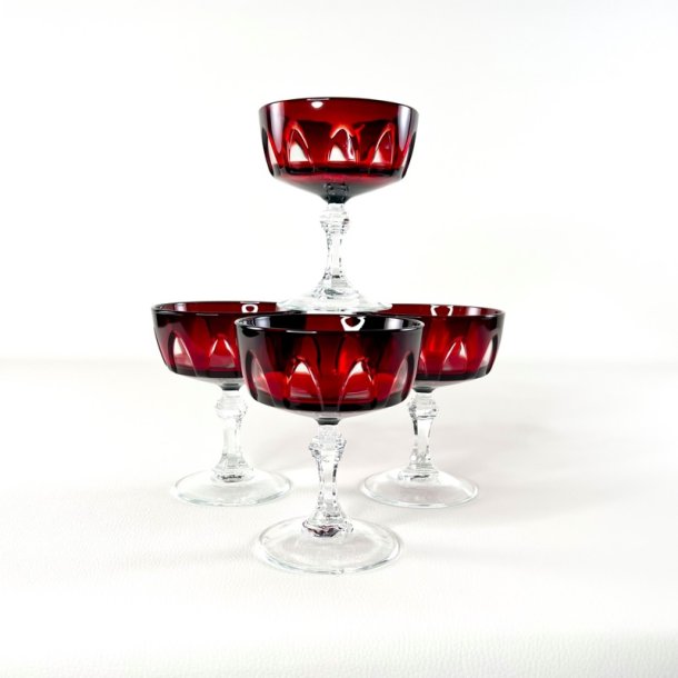 Franske champagnesk�le, rubinr�d krystal H11,5 