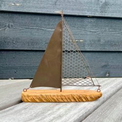 Sejlskib i drivtmmer og jern