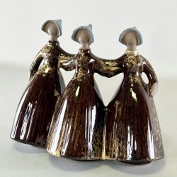 Elsi Bourelius figur i keramik - Tre Veninder  