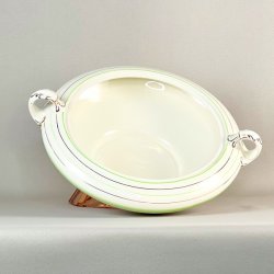 Terrin med lg - Empire, England