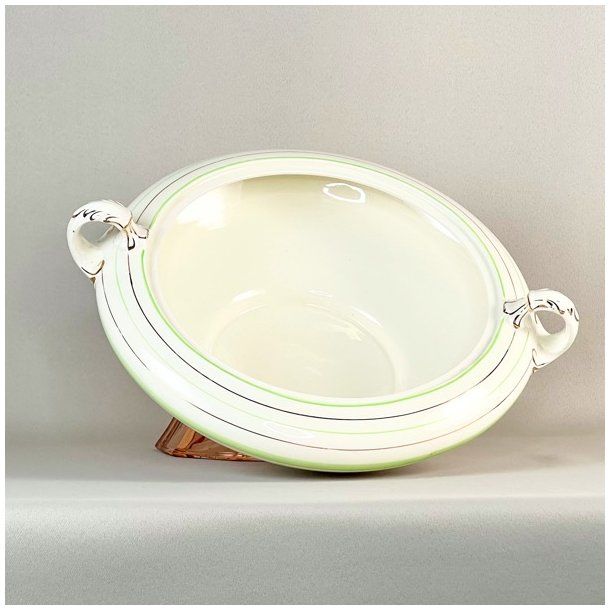 Terrin med lg - Empire, England