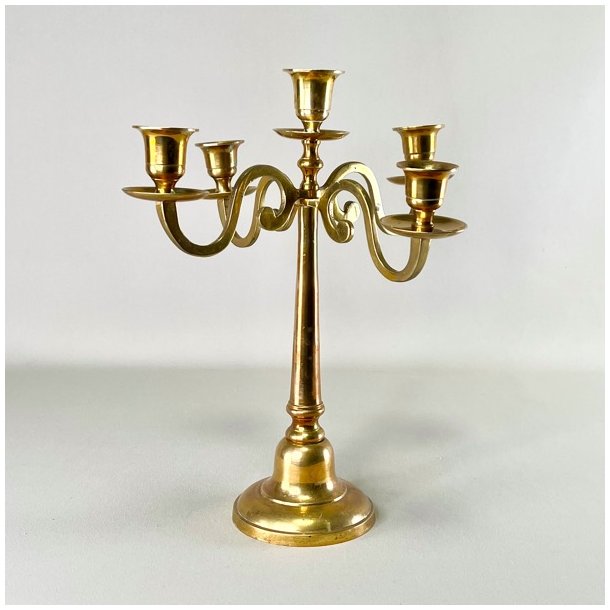 Lysestage - femarmet i patineret messing