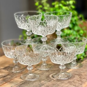 Champagneskle med diamantudskring