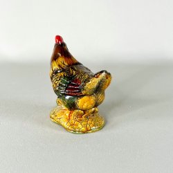 Hane - figur i keramik 