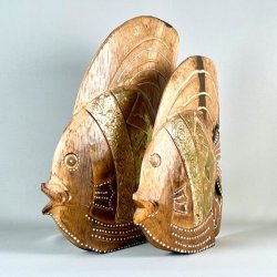 Dekorative fisk i tr (st a' 2) 