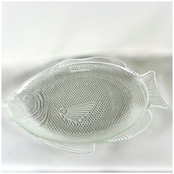 Fiskefad og fisketallerkener