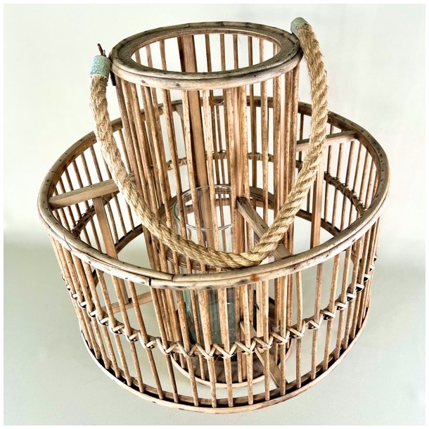 Vintage lanterne i flet med glasindsats