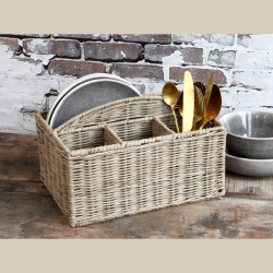 Kurv i flet med 4 rum