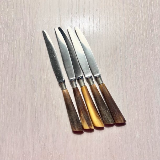 Knive - frugtknive med skaft af horn (5 stk)