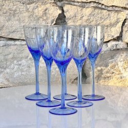 Vinglas - hvidvin, azurbl med ciseleringer
