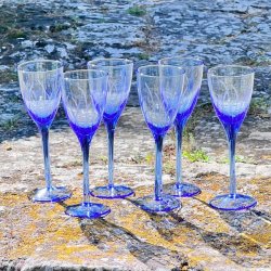 Vinglas - hvidvin, azurbl med ciseleringer