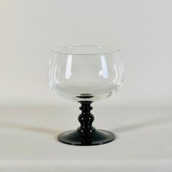 Dessertglas - champagneskle p sort fod