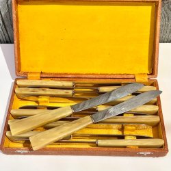 Vintage knive - middagsknive (12 stk) i ske 