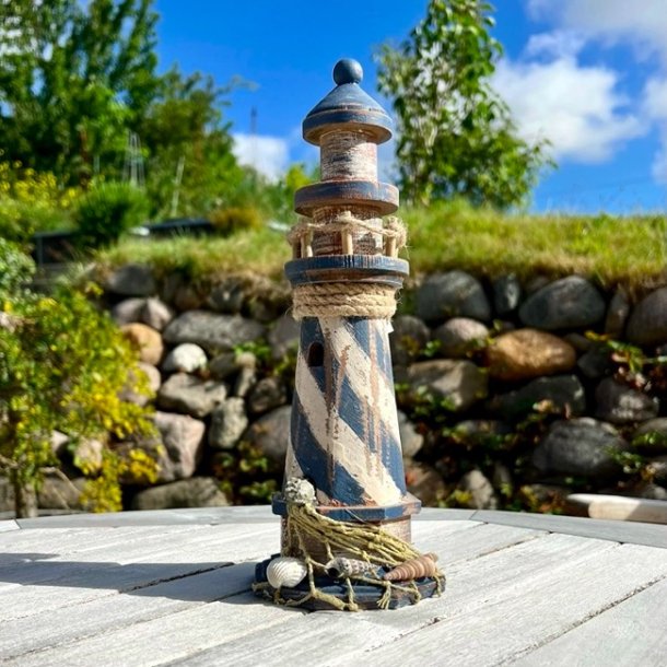 Fyrtrn i drivtmmer H28 cm