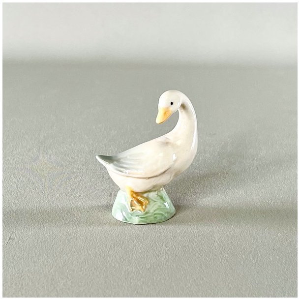 Sm gsefigurer i porceln