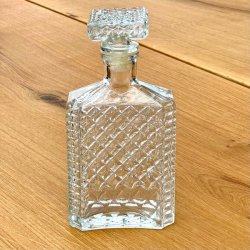 Karaffel - vintage, firkantet og flad 