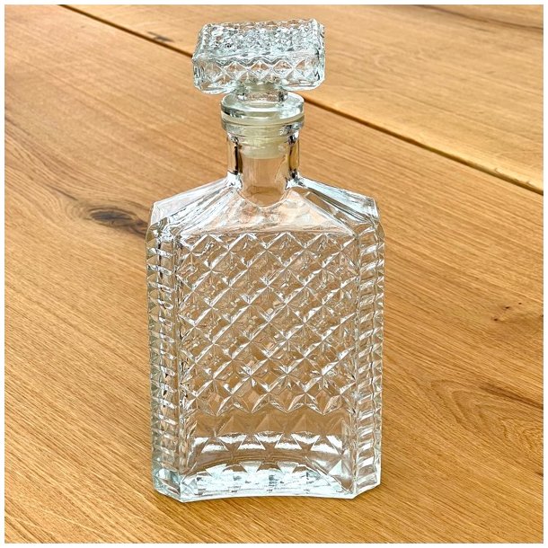 Karaffel - vintage, firkantet og flad 