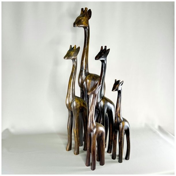 Giraf figur i tr - flere strrelser