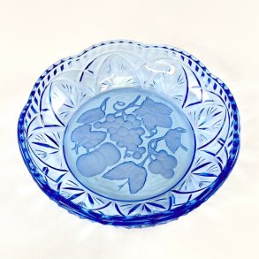 Glasfad - bl�t m/blondekant og frugtmotiv, �25 cm