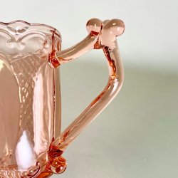 Glaskande - lyserd med rudemnster