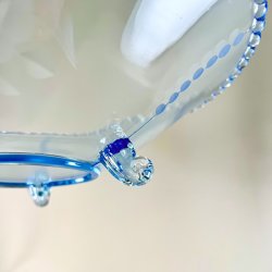 Glasskl p fdder - lysebl m/perlekant