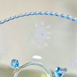 Glasskl p fdder - lysebl m/perlekant