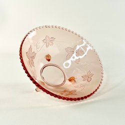 Glassk�l - lyser�d m/vinblade, f�dder og perlekant