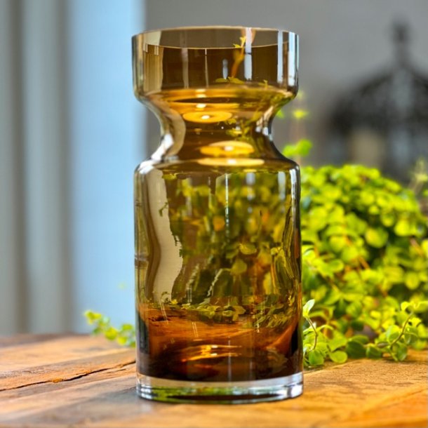 Vase - cylinderformet, Madam Stoltz, amber