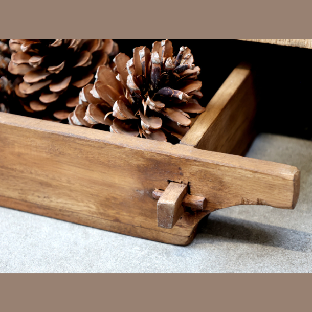 Grimaud fad i genanvendt tr