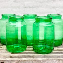 Glasvase i genbrugsglas - gr�n