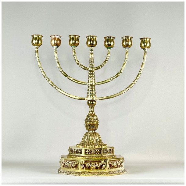 Kirkestage (Menorah) - 7-armet lysestage (Nr.3)