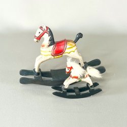 Mini gyngehest - to strrelser