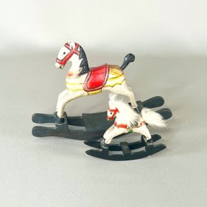 Mini gyngehest - to strrelser