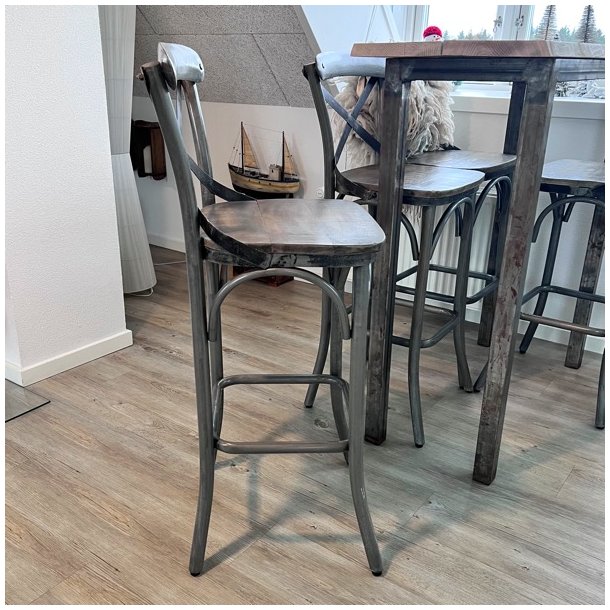 Barbord m/4 barstole - unika bord 