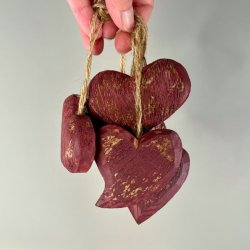 Hjerter af tr (st a' 6 stk samlet) 