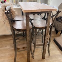 Barbord m/4 barstole - unika bord 