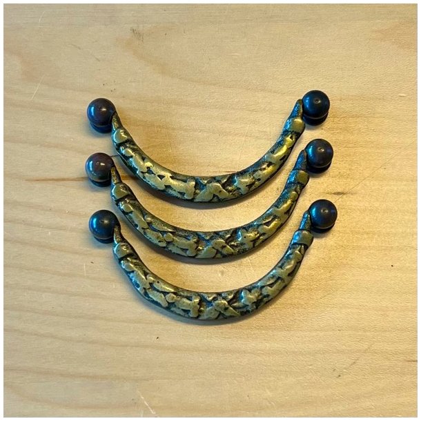 Mbelgreb - patineret messing, hngende skuffegreb (genbrug - 3 stk samlet)